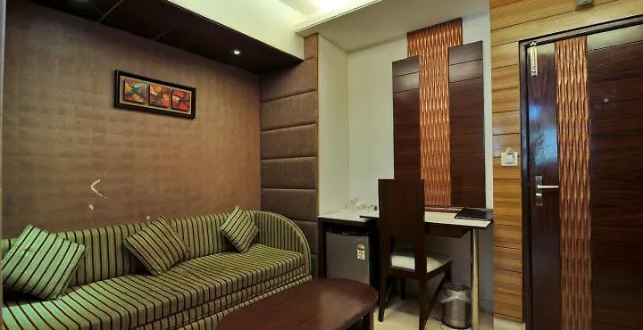 Hotel Classic Chandigarh 2*,  India